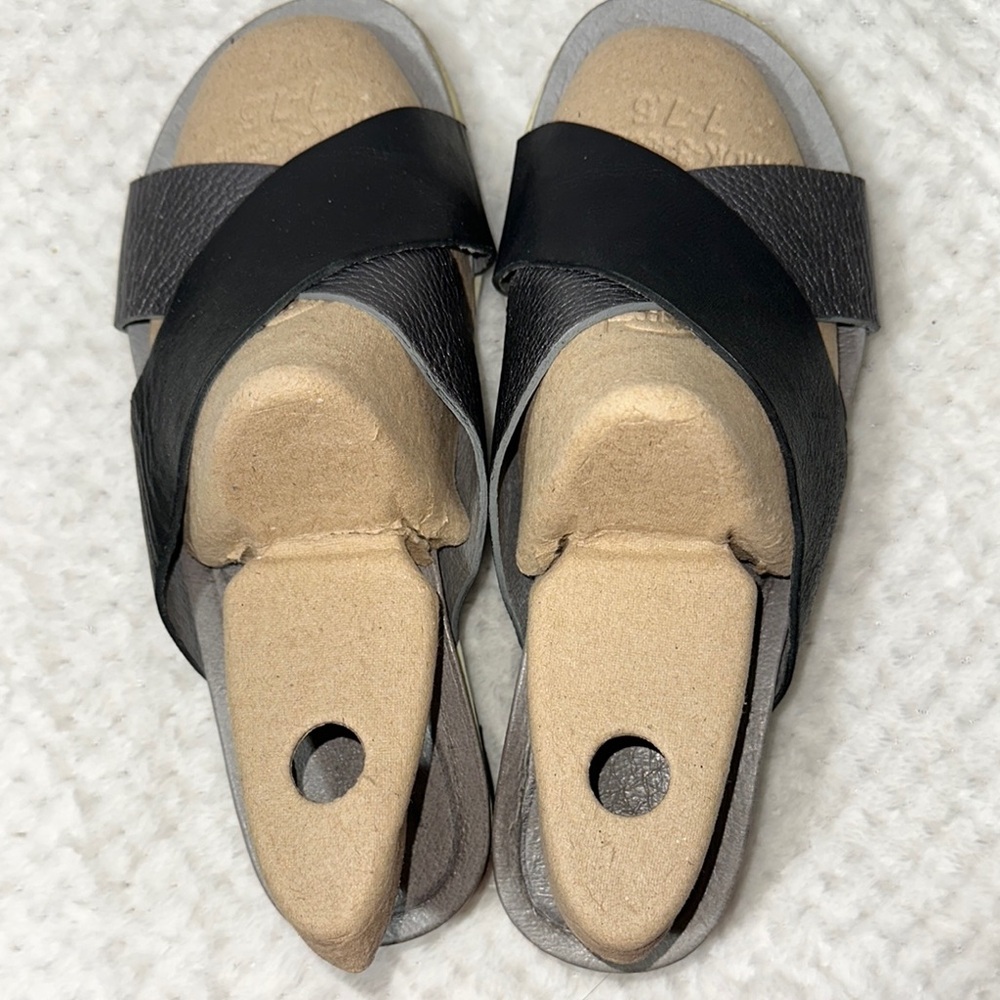 UGG Sandals Size 8